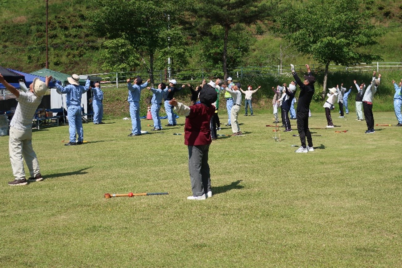 ☆プレー前にしっかり準備運動♪