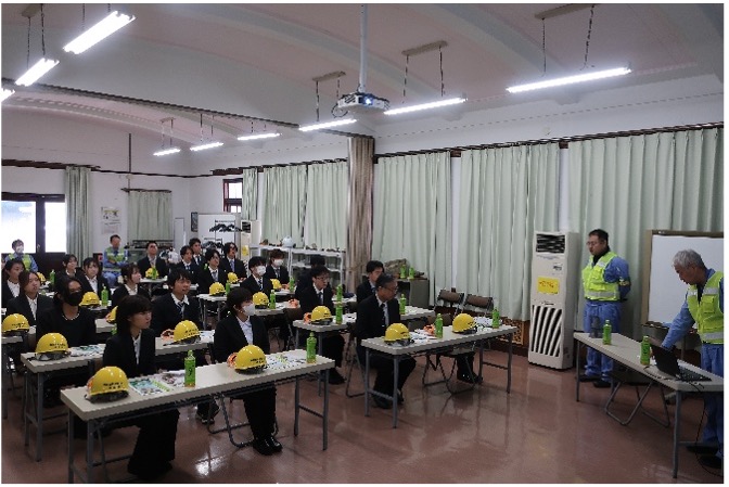 阿部常務による概況説明